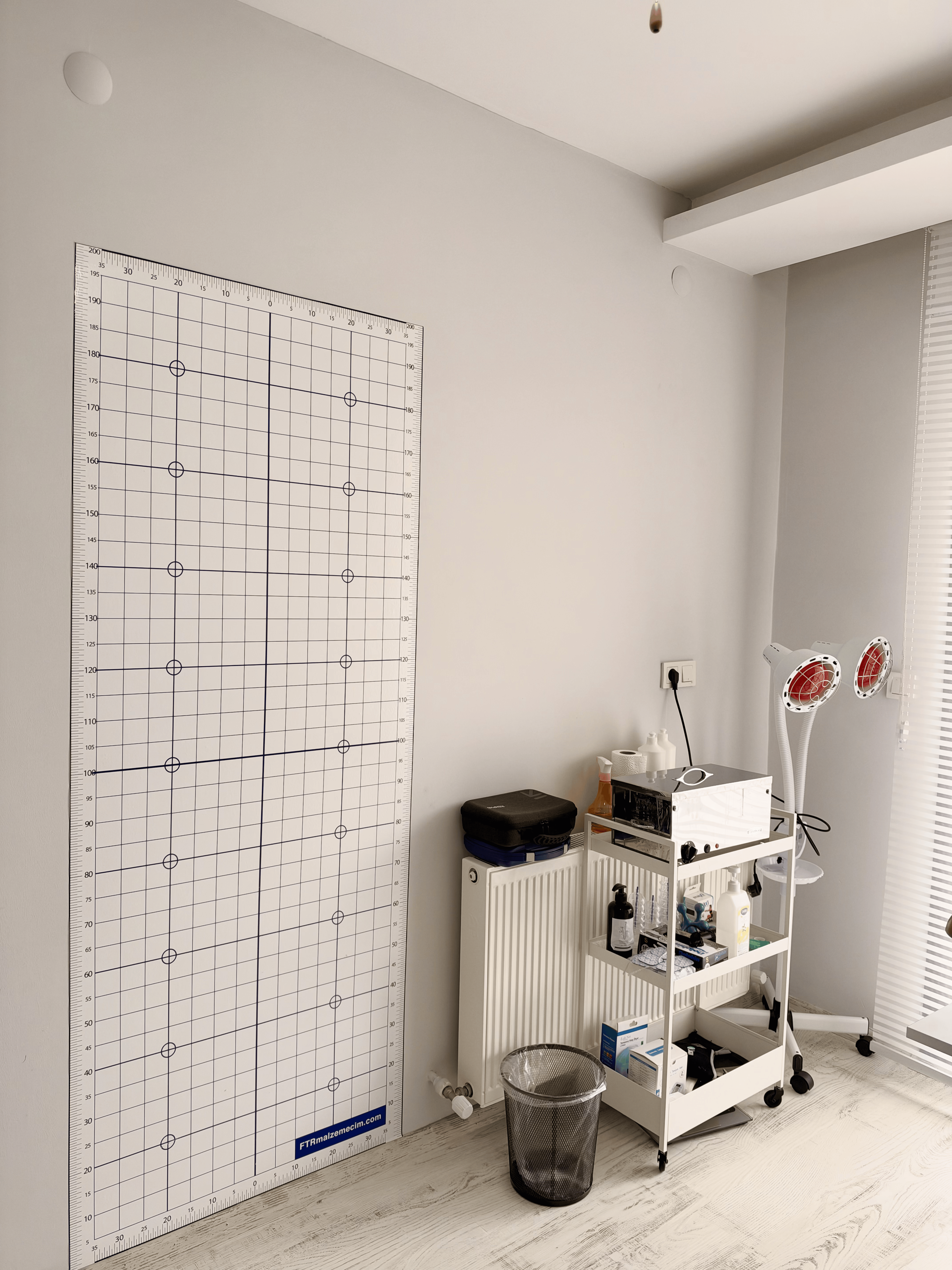 Altınova Fizyoterapi kliniğinde tedavi seansı